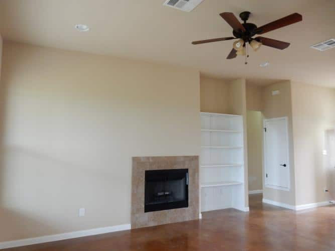 Example of a transitional home design design in Austin