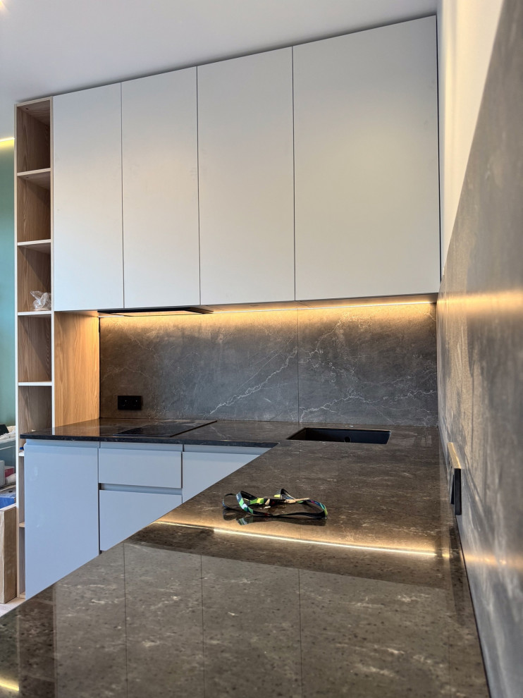 Авиаторов 1, Солнцево