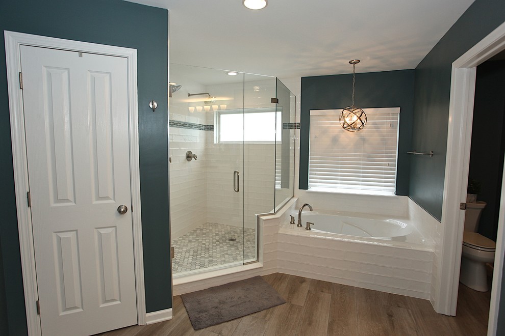 Transitional bathroom photo in Indianapolis