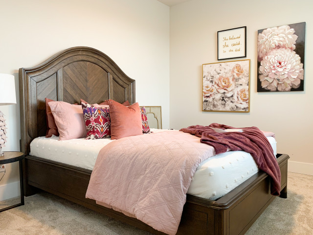 The Trails scandinavian-bedroom