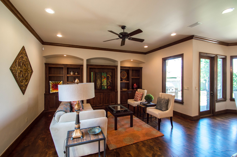 Kitchen - transitional kitchen idea