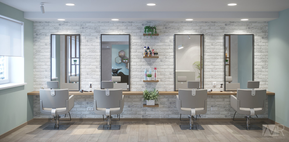 Студия красоты Максима Захарова. ул. Белинского 30, г. Томск 2018г.