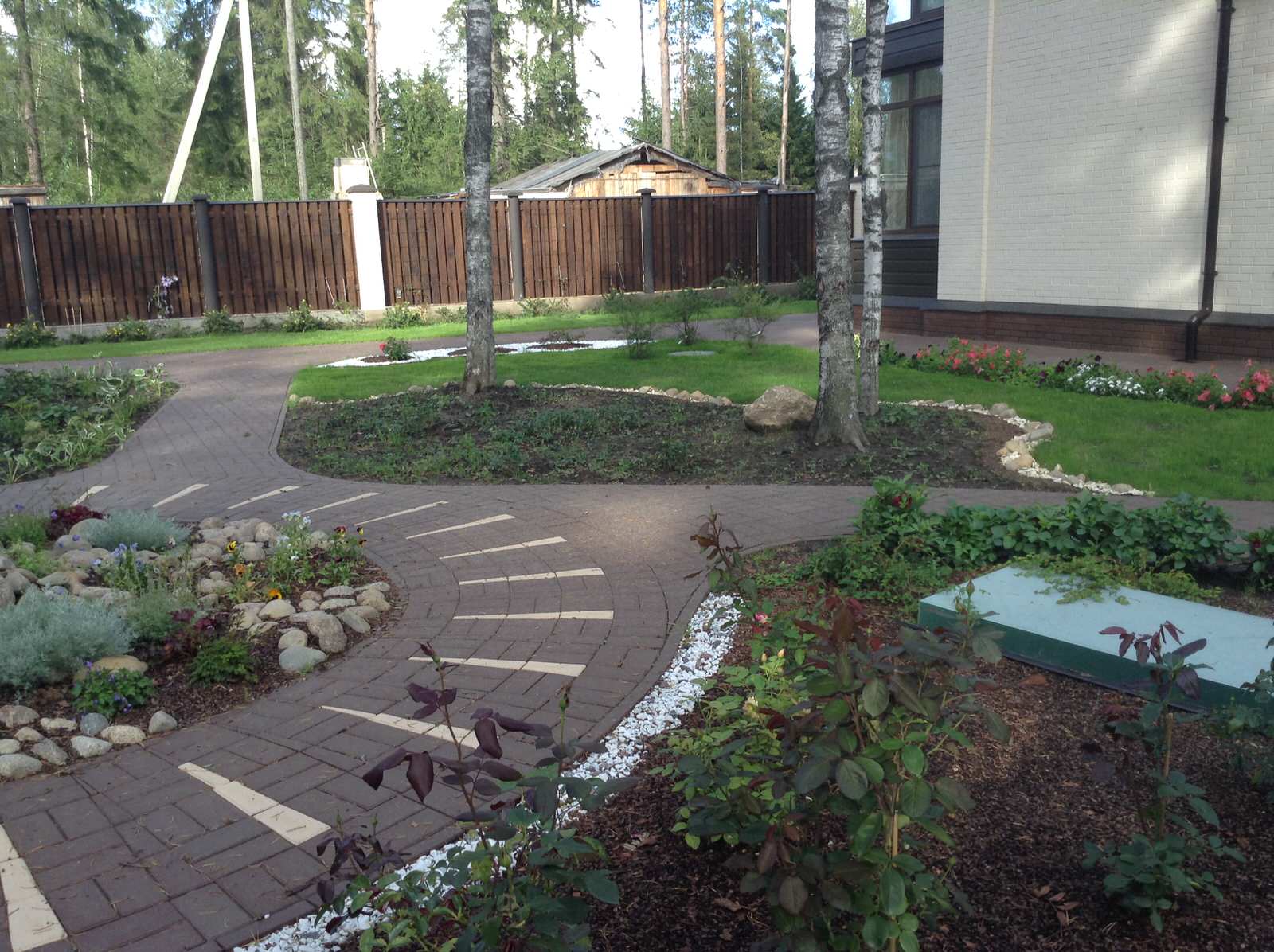 Благоустройство частного загородного участка в п. Медный завод