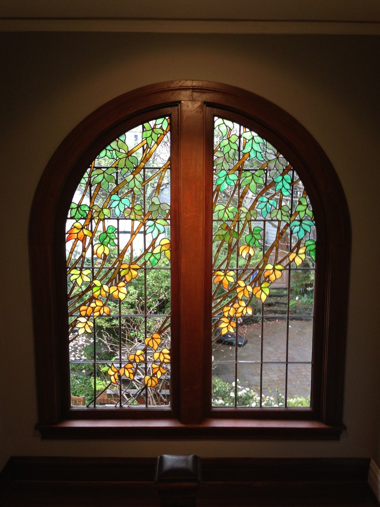 4 Ways to Include Stained Glass in Your Home