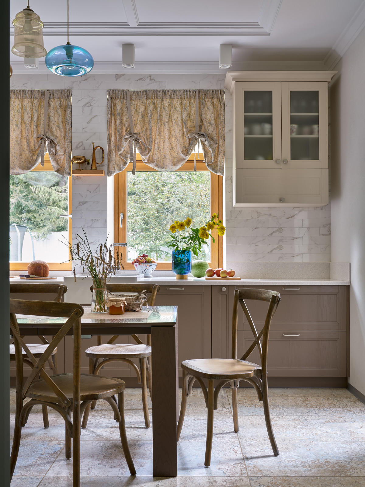 Кухня в загородном доме