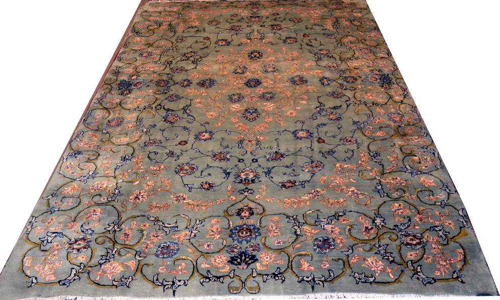 Large Area Rug - 9x12-10x13