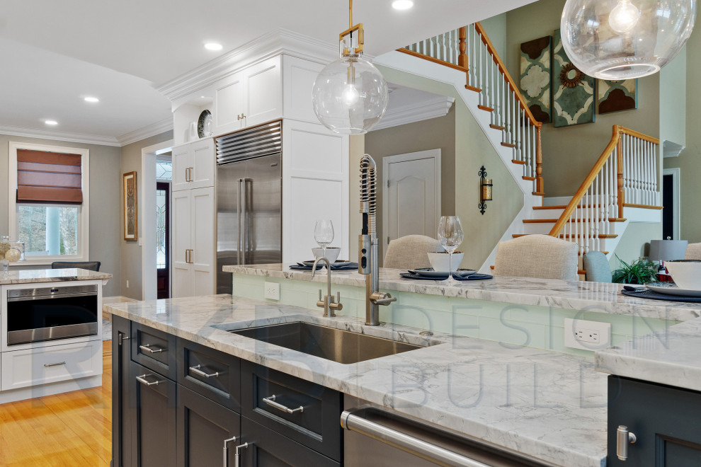 Kitchen - transitional kitchen idea in Providence