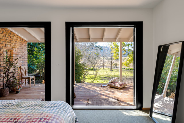 Mountview midcentury-bedroom