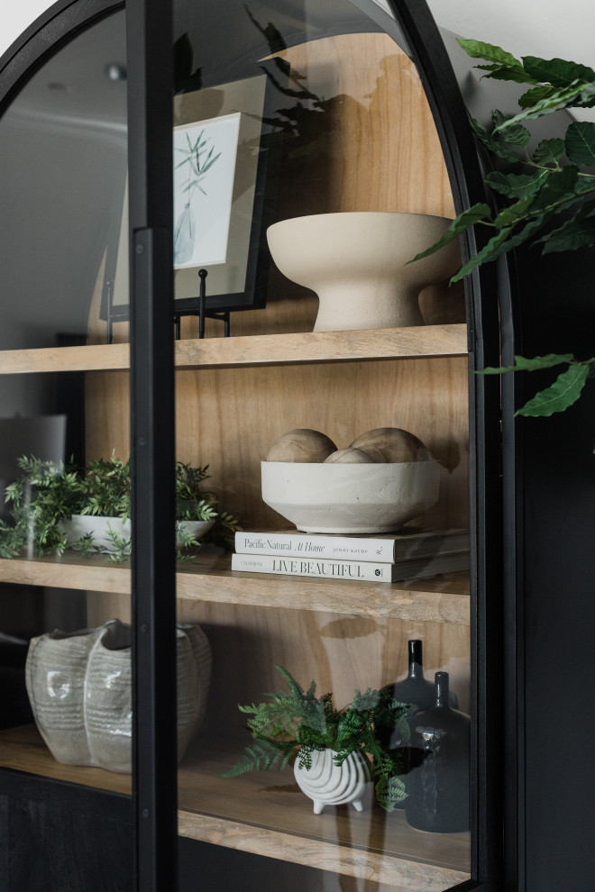 Inspiration for a modern home design remodel in Phoenix
