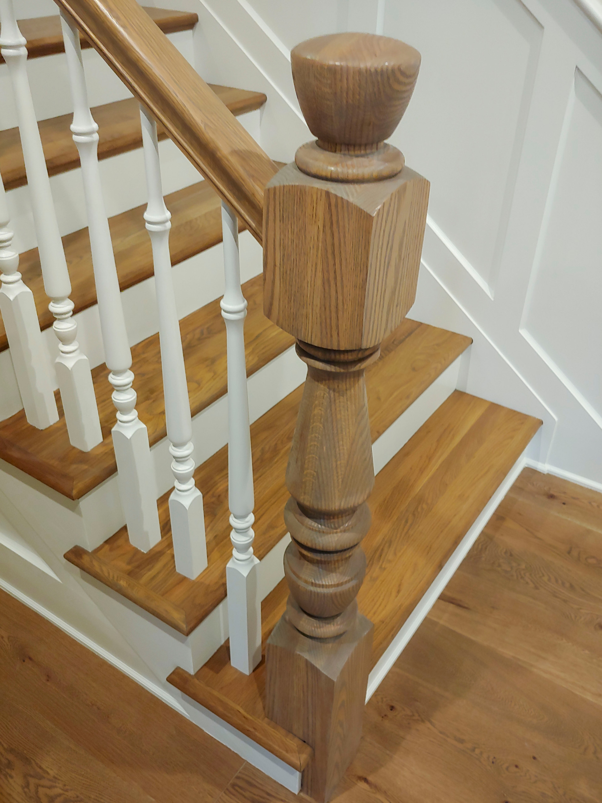 103_Classic Staircase with Stunning Handcrafted Oak Railing System, Aldie VA 201