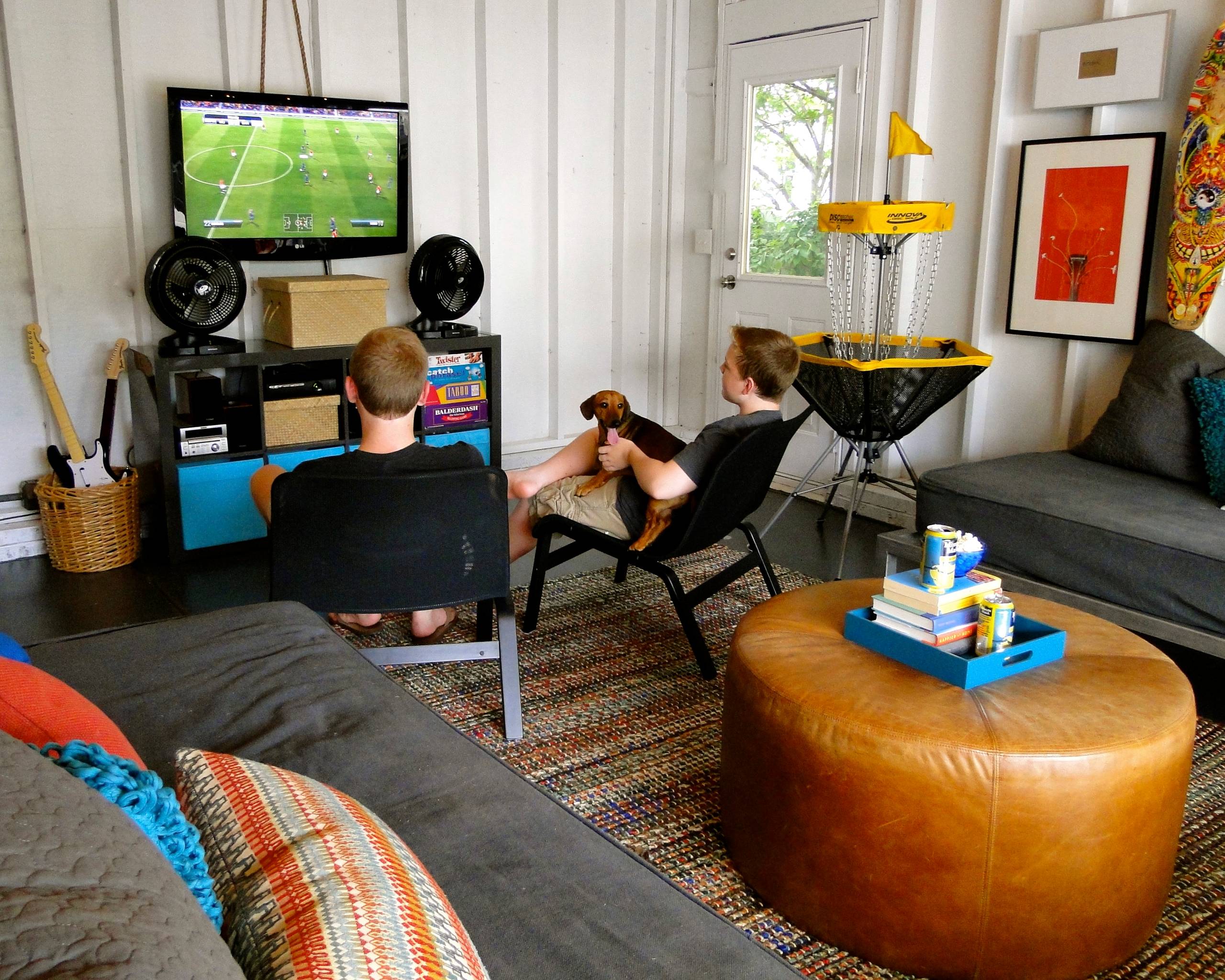 Room of the Day: Detached Garage Turned Teen Cave, image size:2560x2048