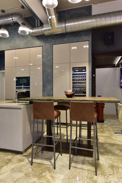 Exklusive und innovative Loft-Wohnung - Umbau zweier Industriehallen