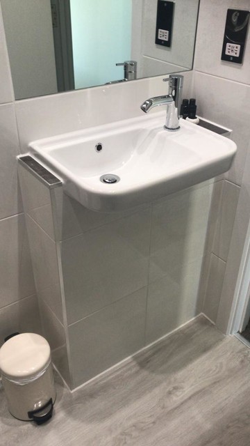 Even More Bathrooms. moderne-badevaerelse