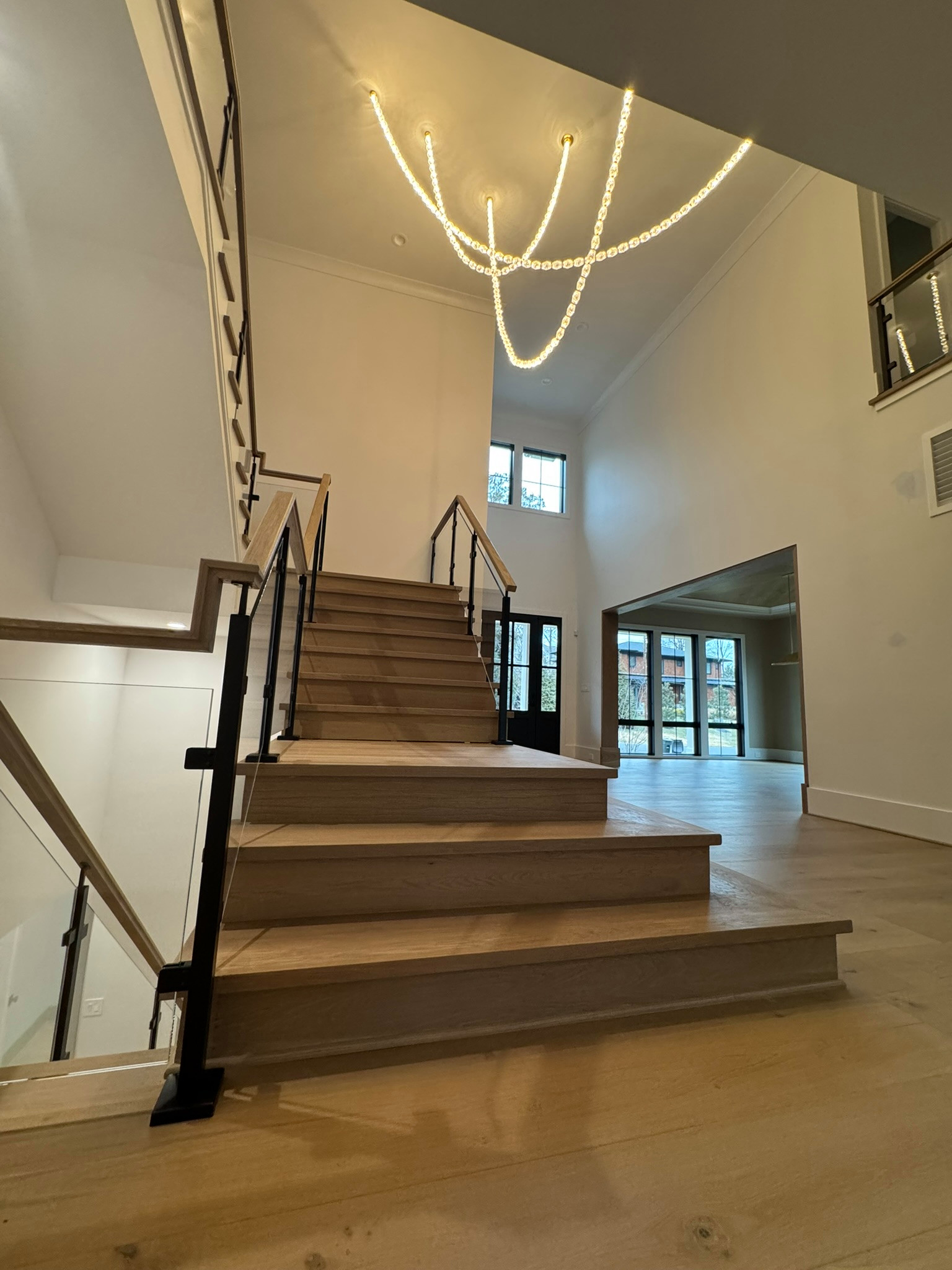 134_Modern White Oak Stair with Glass Balustrade, Vienna, VA 22180