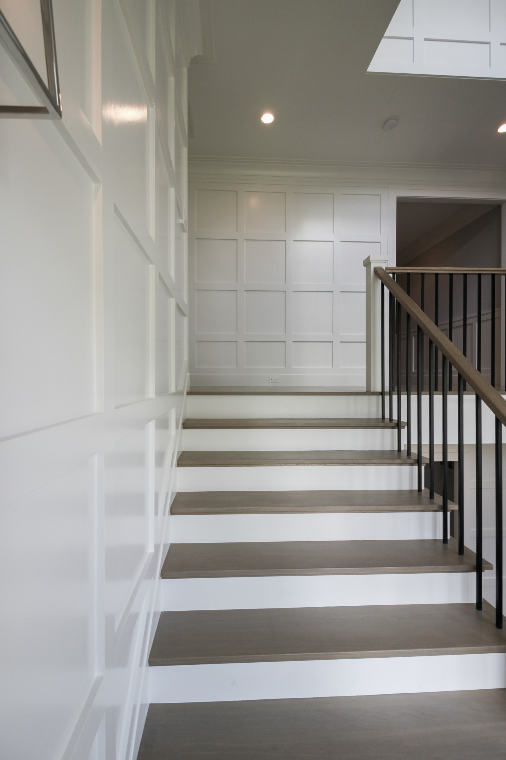 87_Welcoming and Functional Contemporary U-shaped Staircase, Arlington, VA 22207