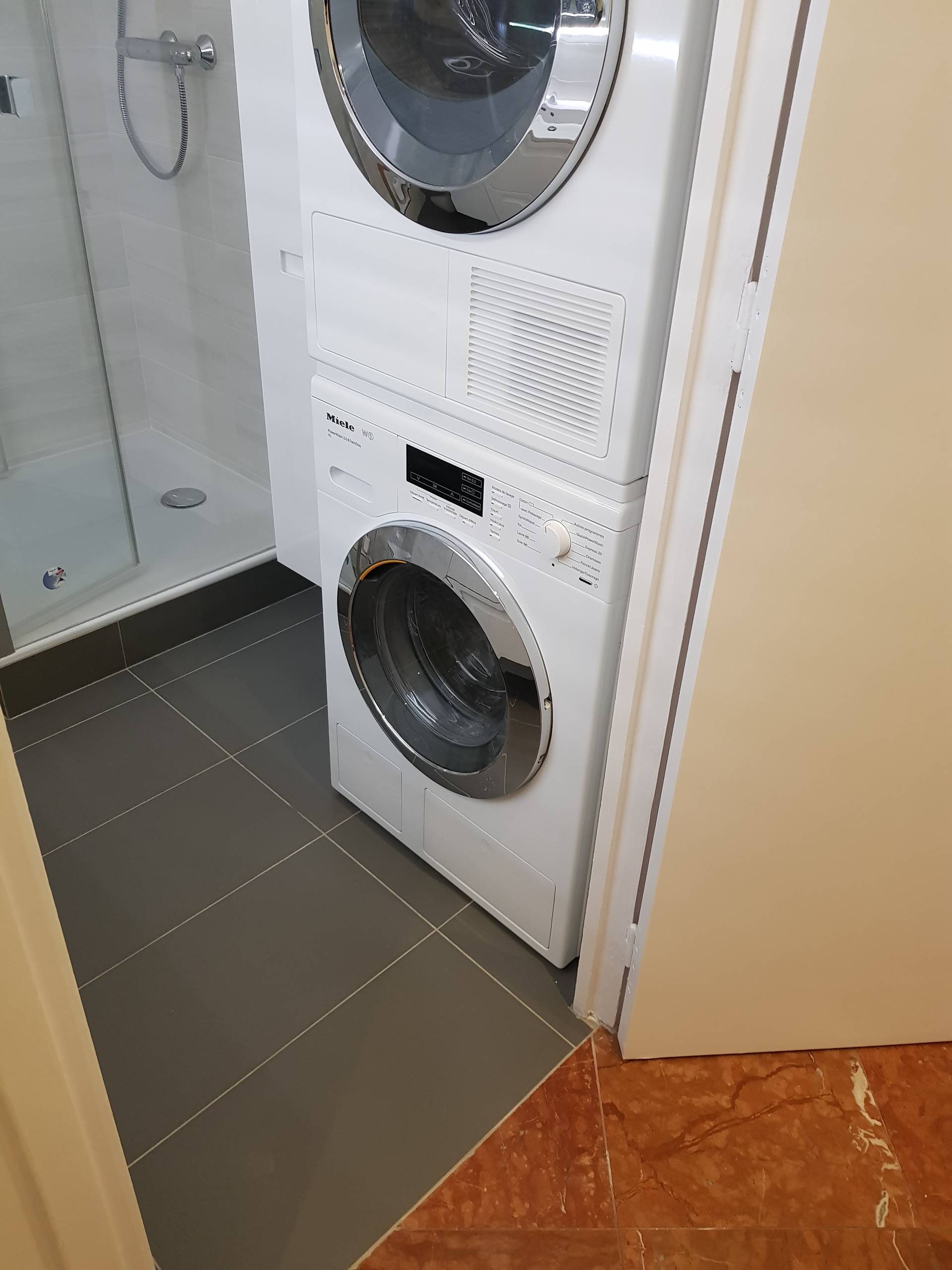 Salle de bain et wc av suffren