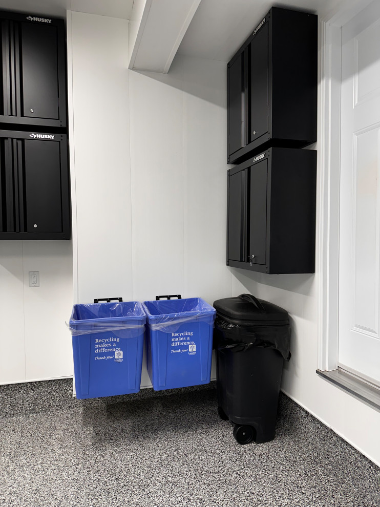 Martinet Ave - Garage Interior - Trusscore & Epoxy