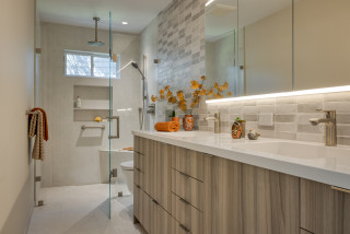 How to Create a Joyful, Clutter-Free Bathroom (9 photos)