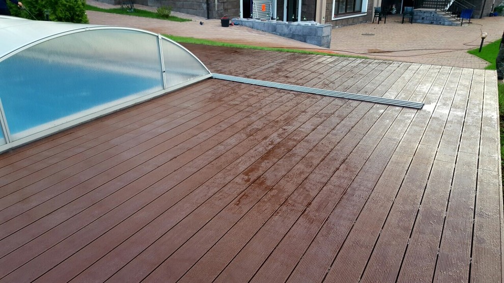 Терраса вокруг бассейна, Истра