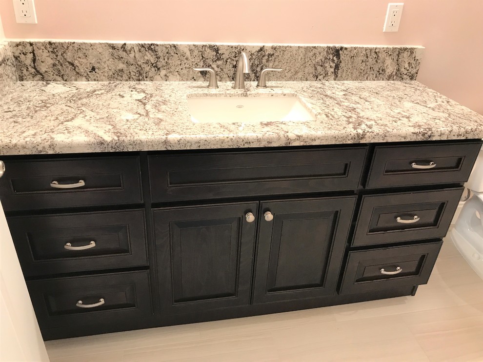 Transitional Vanity in West Sacramento