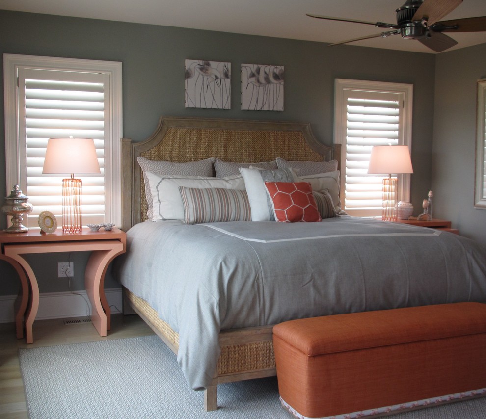 Bedroom - transitional bedroom idea in Baltimore