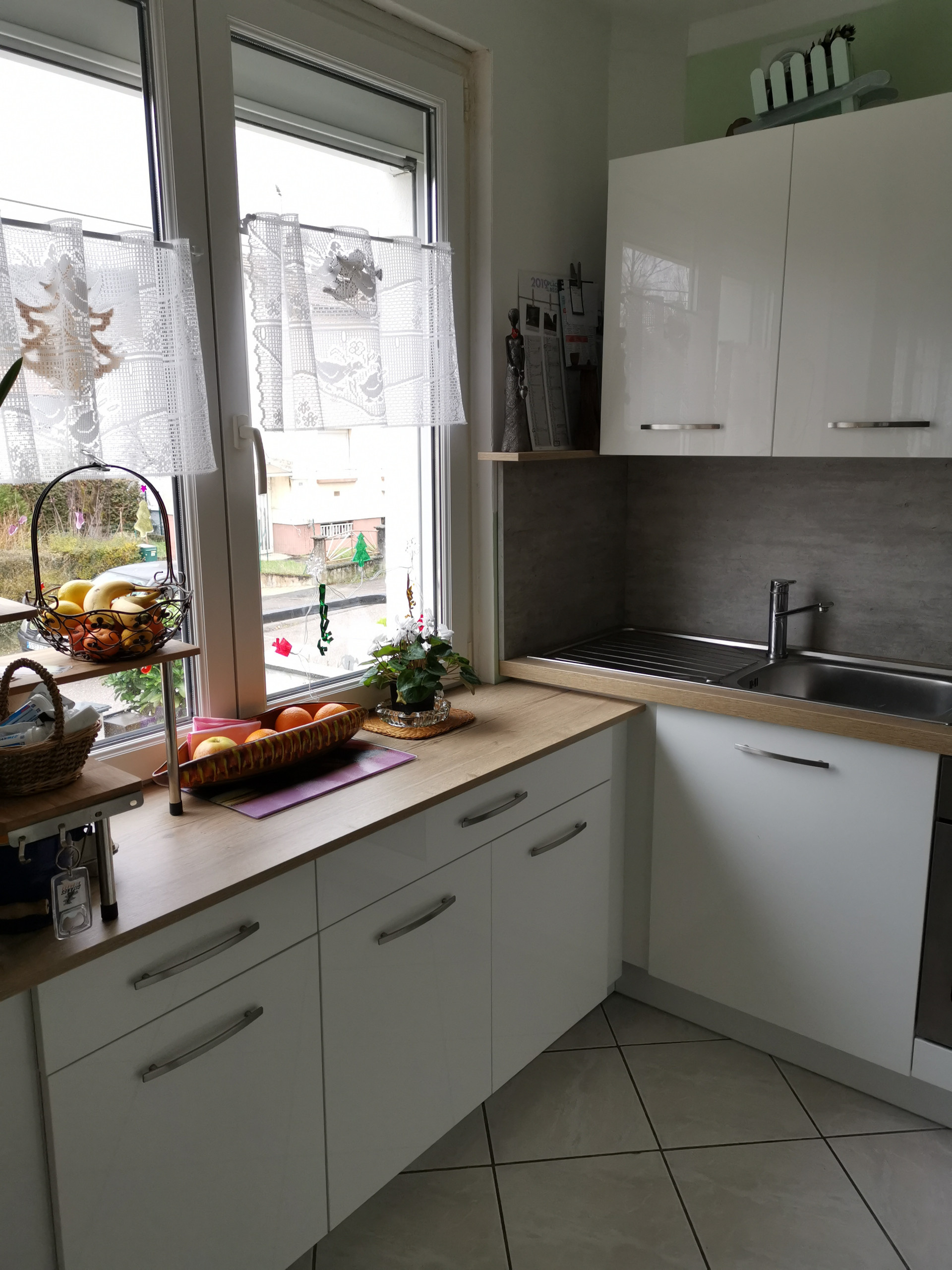 Cuisine blanche et bois N°1