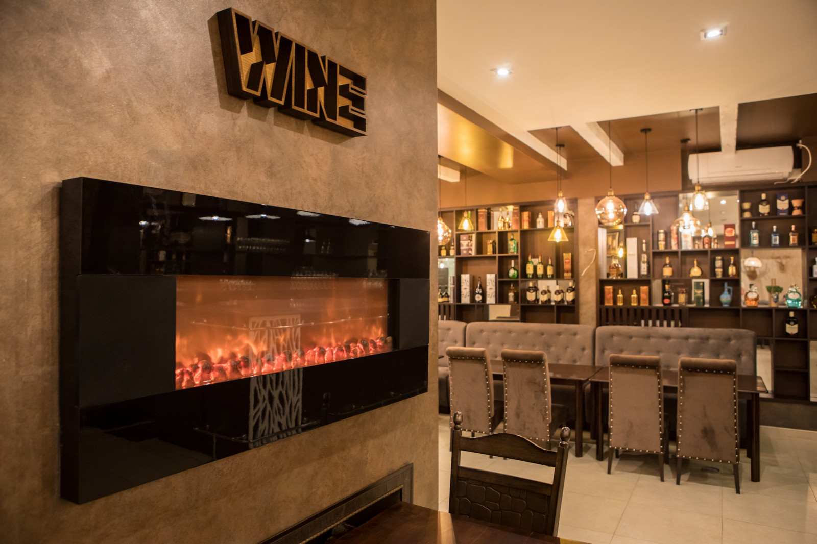 Винный бар в ресторанном комплексе Арлен