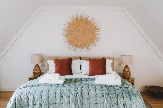 42 ACRES farmhouse-bedroom