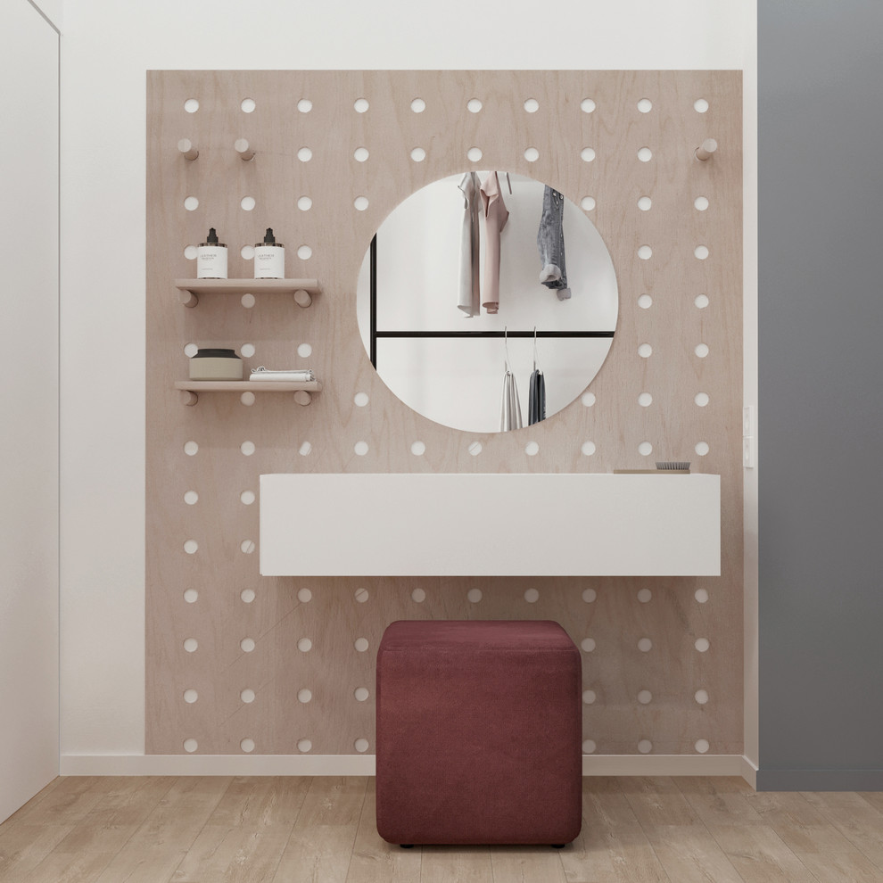 Д-1808. Квартира для проживания молодой девушки.