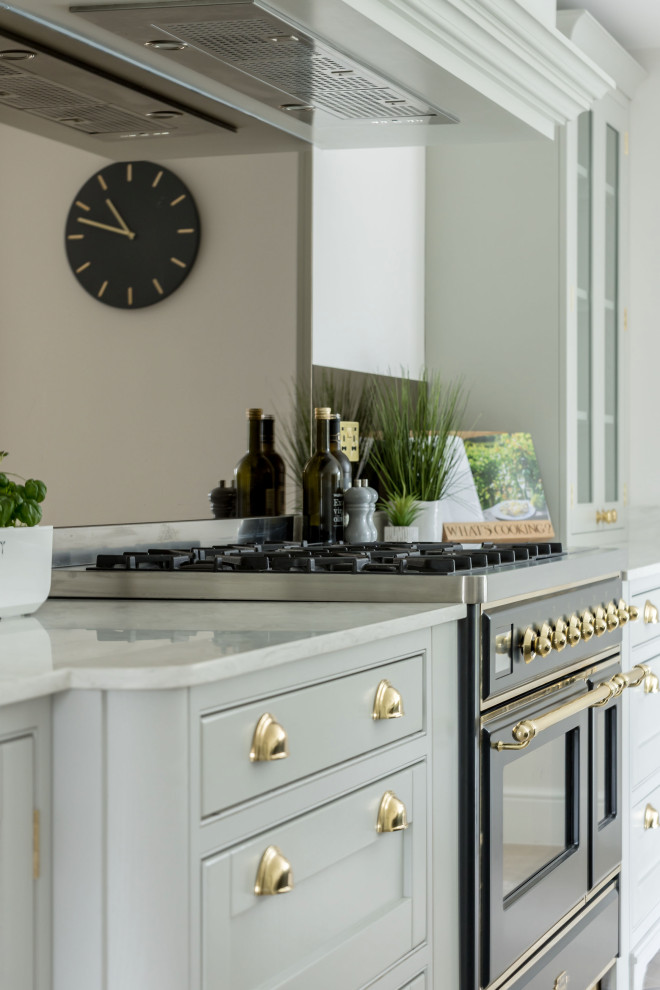 This is an example of a classic kitchen in Dorset.