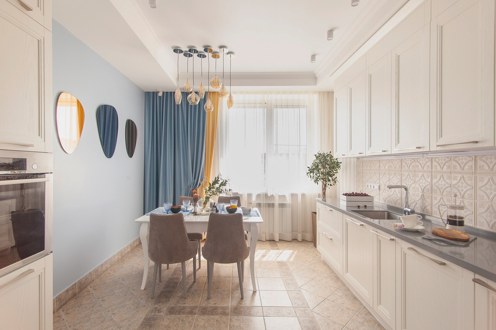 Кухня в голубых тонах