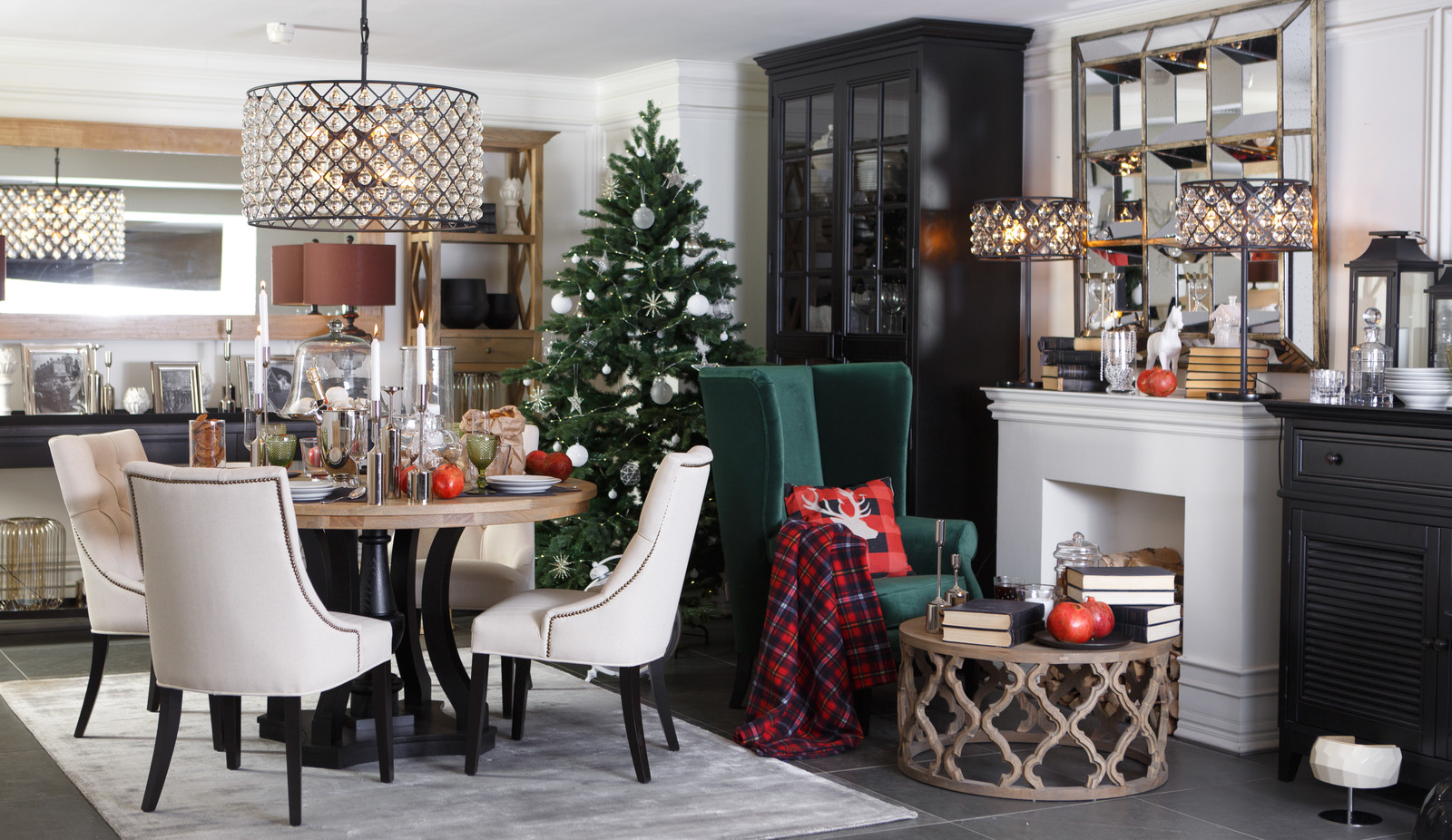 Новогодний интерьер гостиной