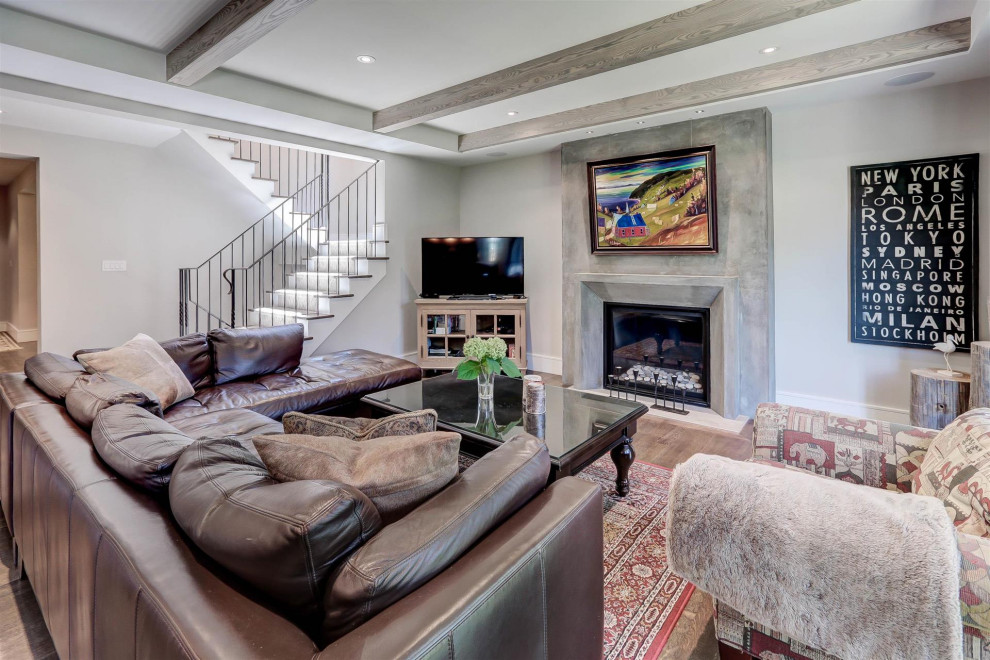 This is an example of a transitional living room in Toronto.