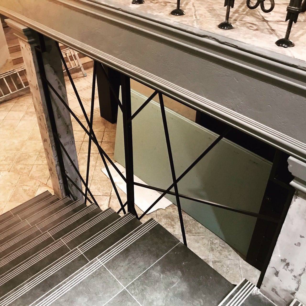 перегородка металлическая