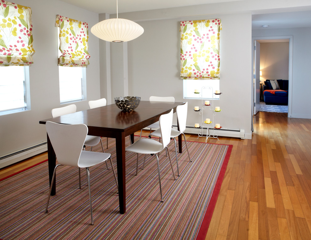 Contemporary dining room in New York.