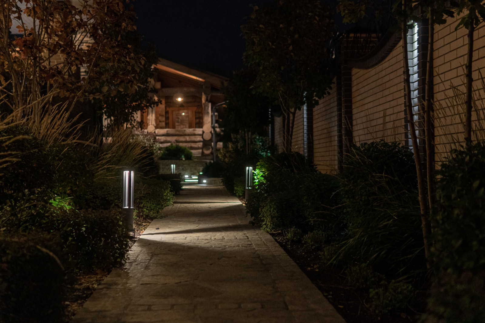 Ночная подсветка сада