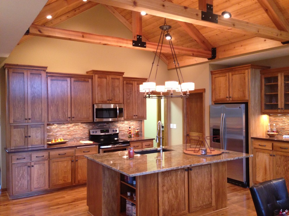 Inspiration for a rustic kitchen remodel in Minneapolis