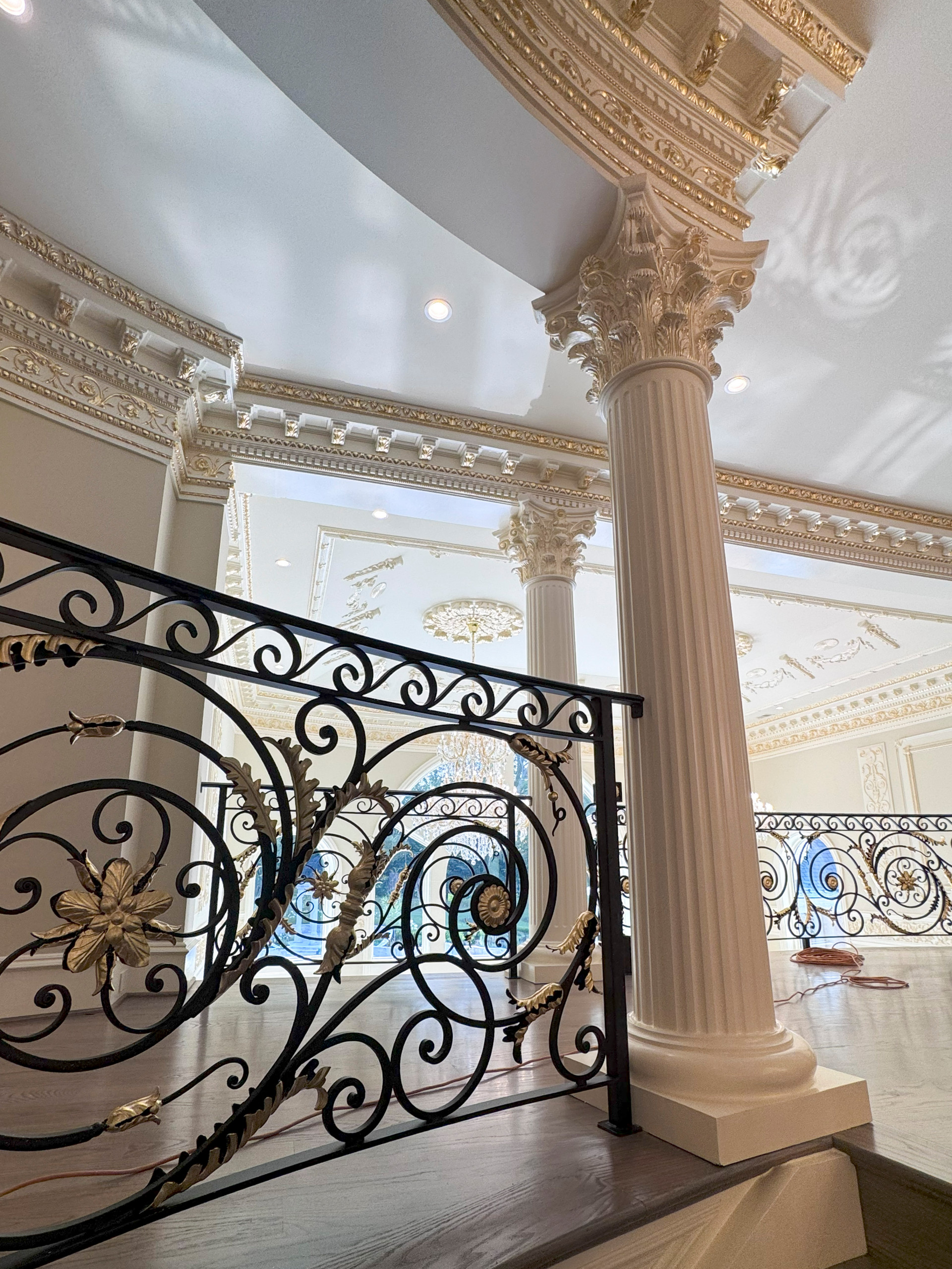 135_Vibrant Staircase with Touch of Historic Grandeur, Great Falls, VA 22066