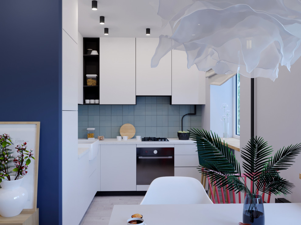 Мини-сканди в центре