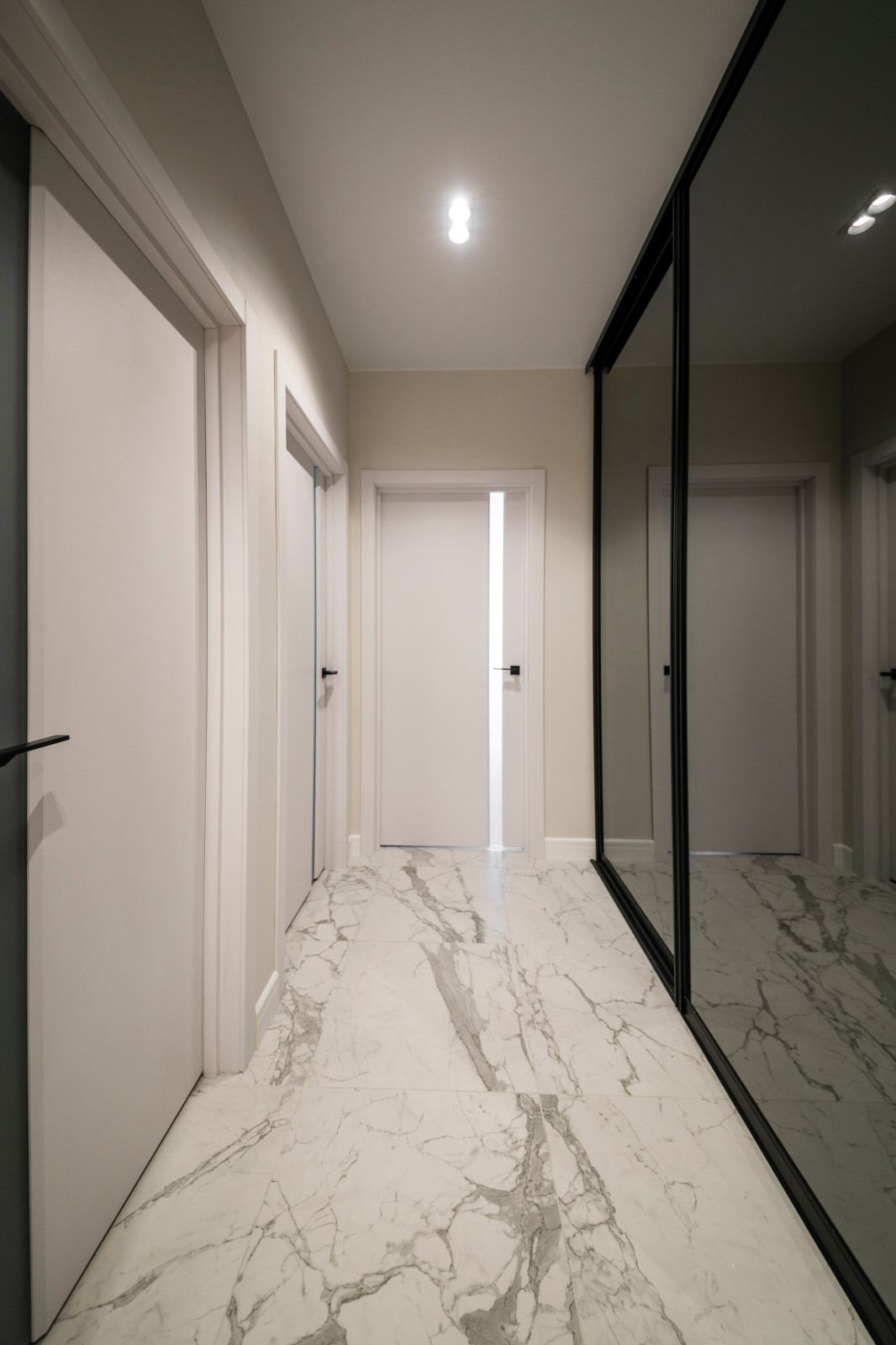 Однокомнатная квартира для молодой девушки. Ижевск, ЖК "Облака", 44 кв.м.