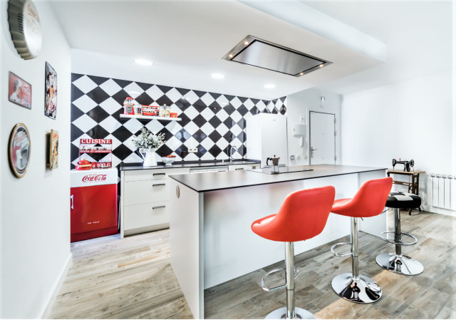 ROCK midcentury-kitchen