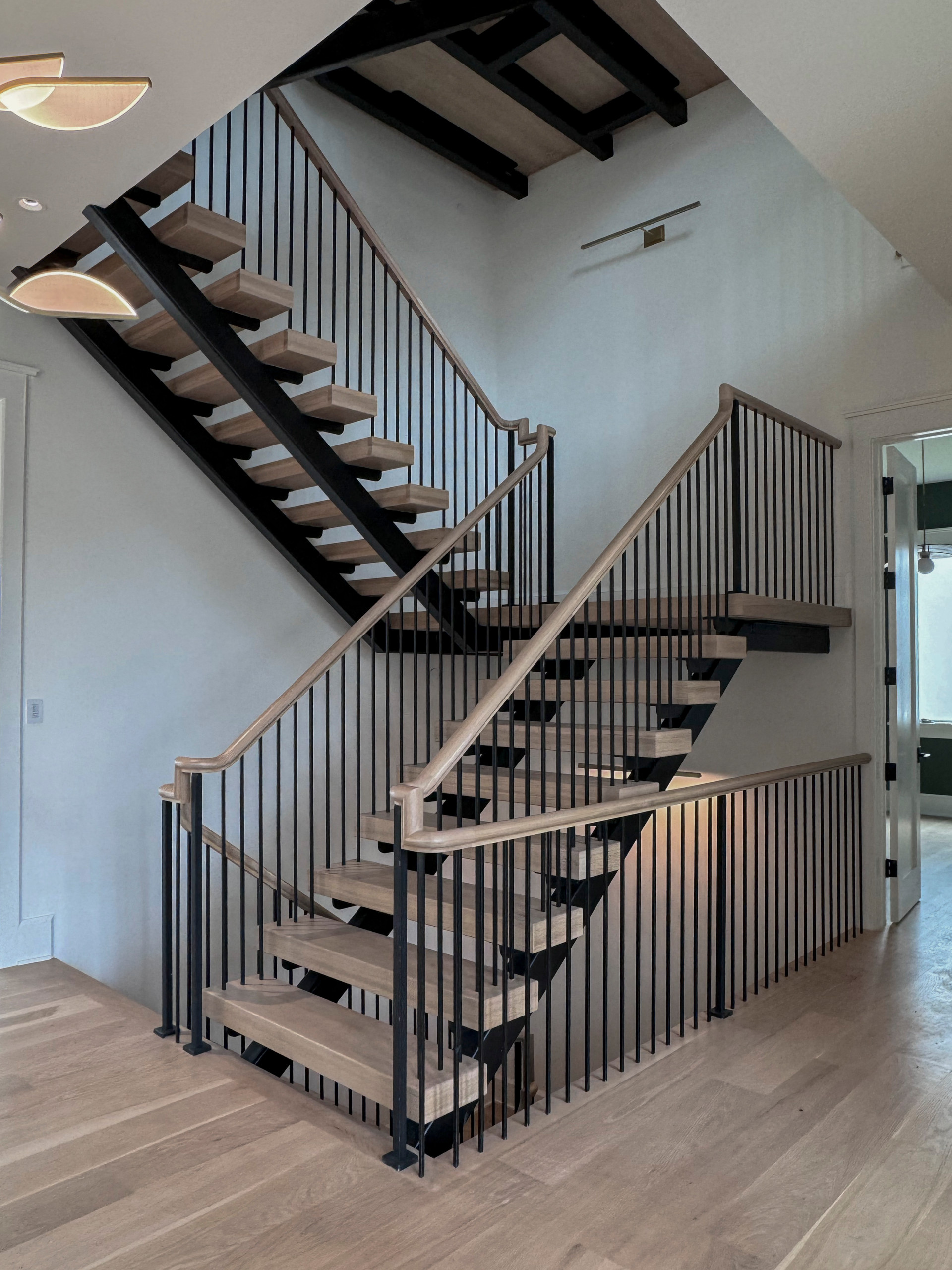 122_Modern Steel & Wood Floating Staircase, Arlington VA 22207