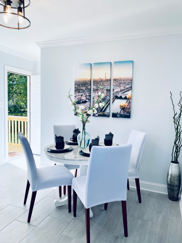 Dining room - transitional dining room idea