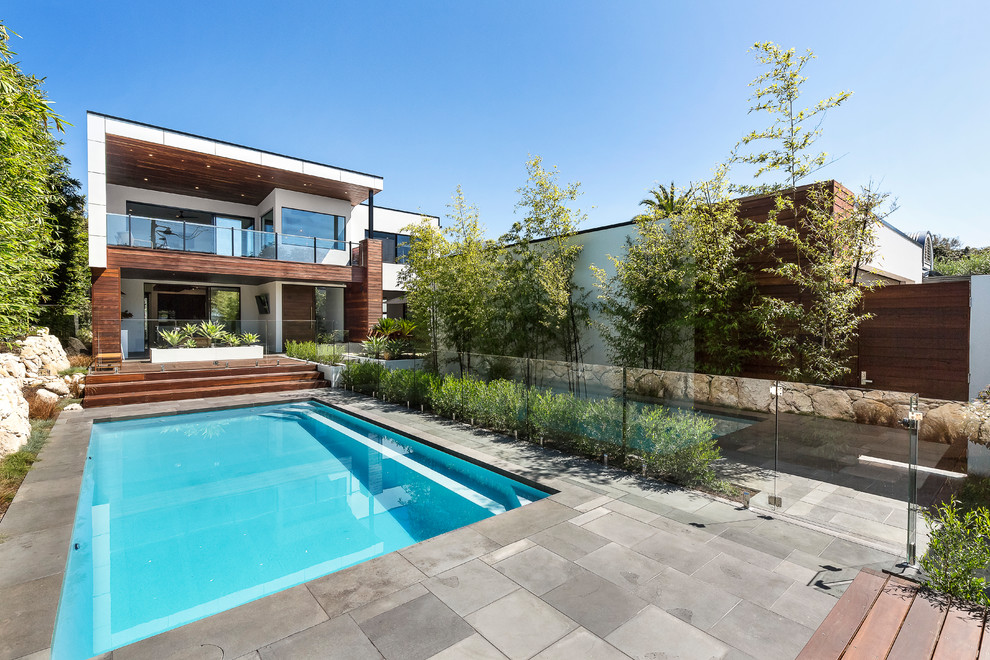 Photo of a modern pool in Melbourne.