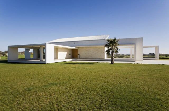 Villa T contemporary-exterior