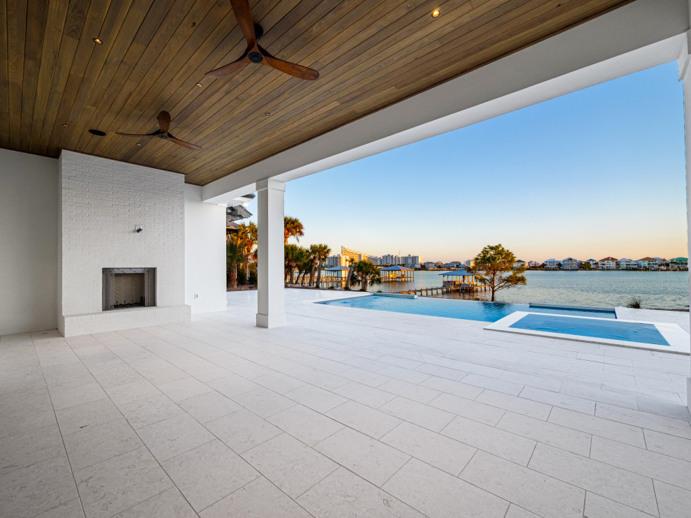 Refined Luxury Waterfront