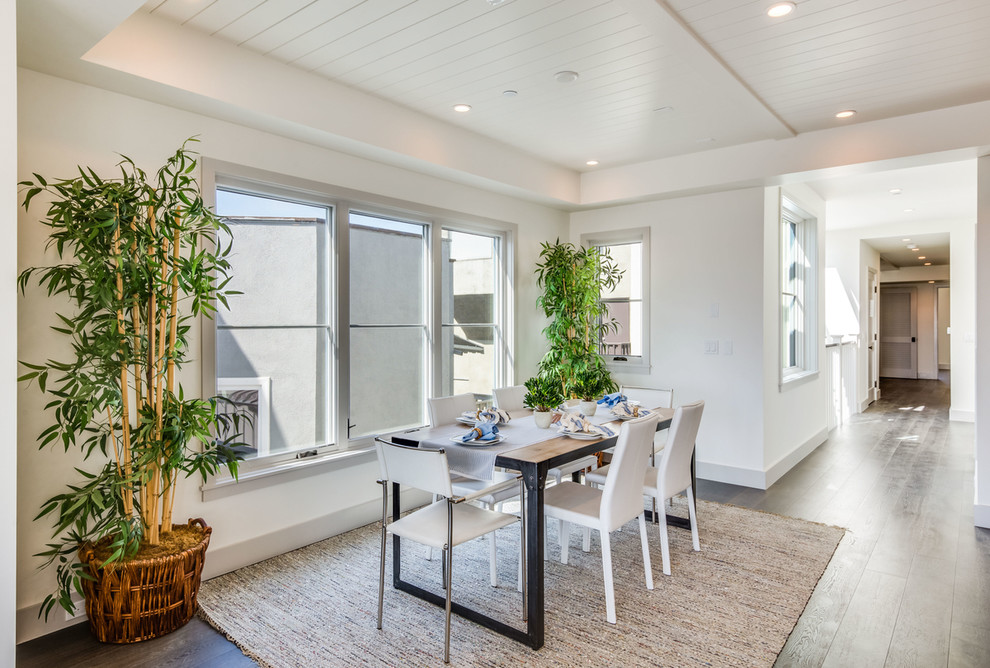 Example of a beach style dining room design in Los Angeles
