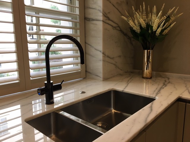 Contemporary Hand Made Kitchen contemporary-kitchen