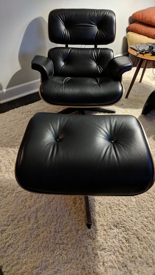 Which Reproduction Eames Lounge Chair And Ottoman To Buy