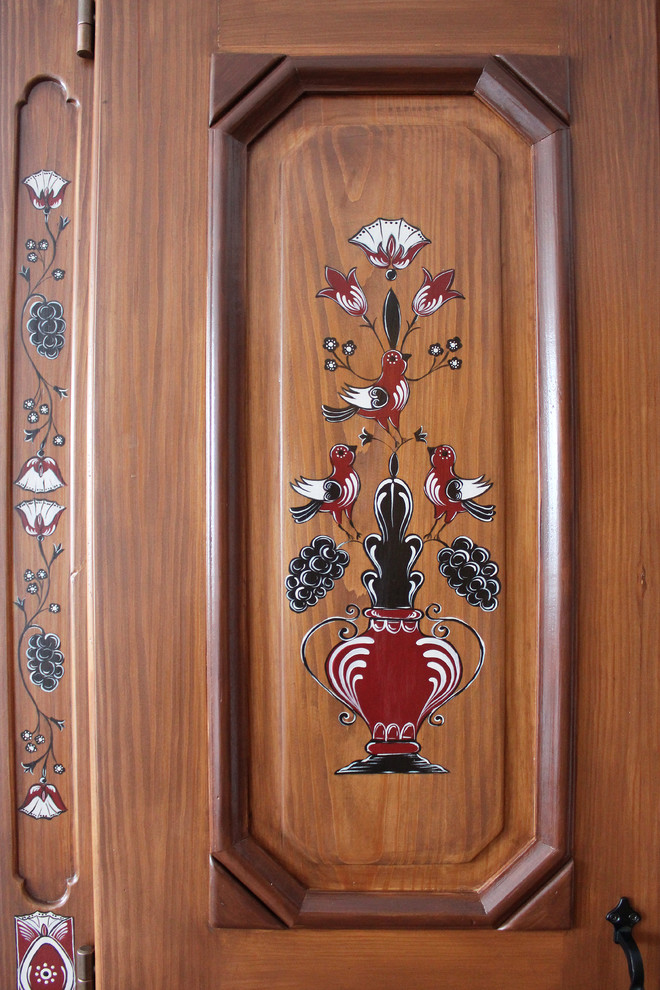 Роспись мебели в баварском стиле